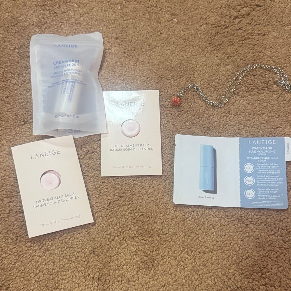 LANEIGE samples with bonus pumpkin necklace - brand new